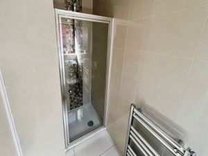 En-Suite- click for photo gallery